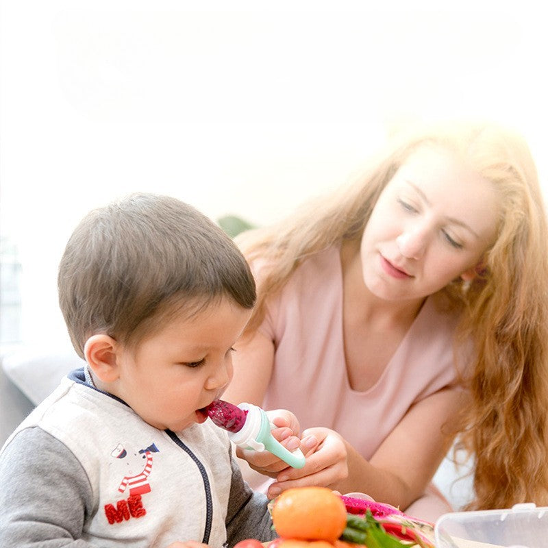Alimentador de frutas de silicona para bebé